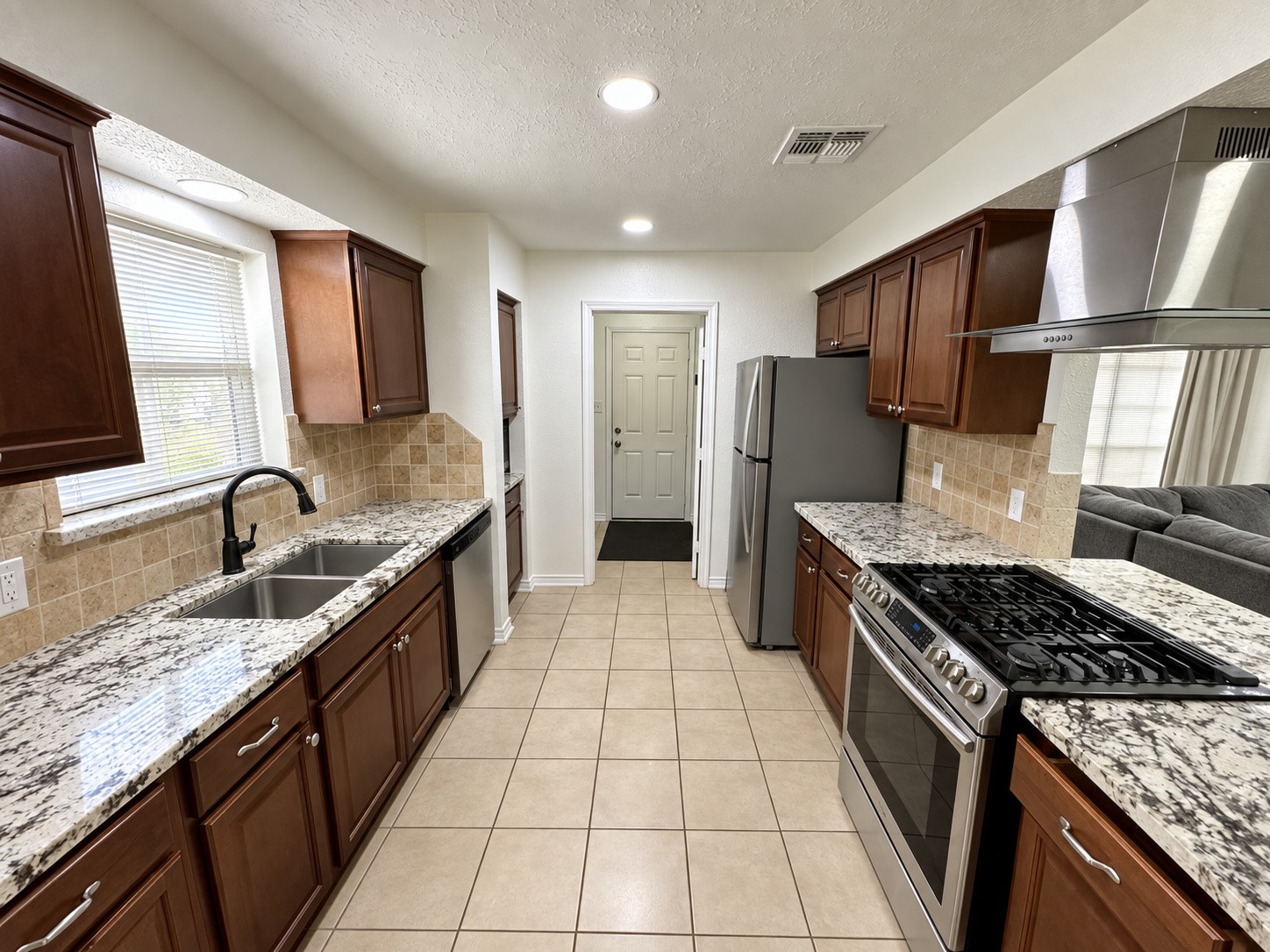 21306 Old Ranch Road Houston, TX 77073 - Photo 5 of 28 Gallery Image 5