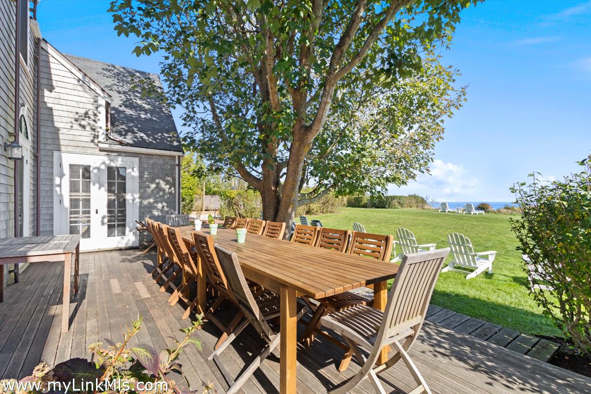 33 Shell Street Nantucket, MA 02554 - Photo 44 of 60