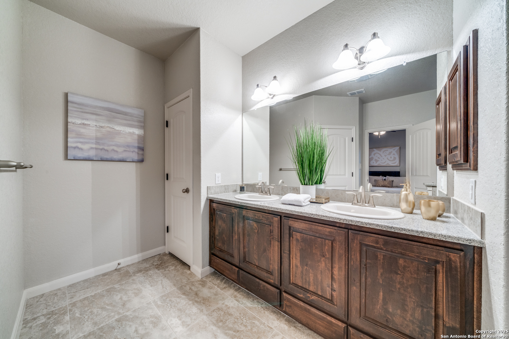 201 Greenway Drive Seguin, TX 78155 - Photo 13 of 25