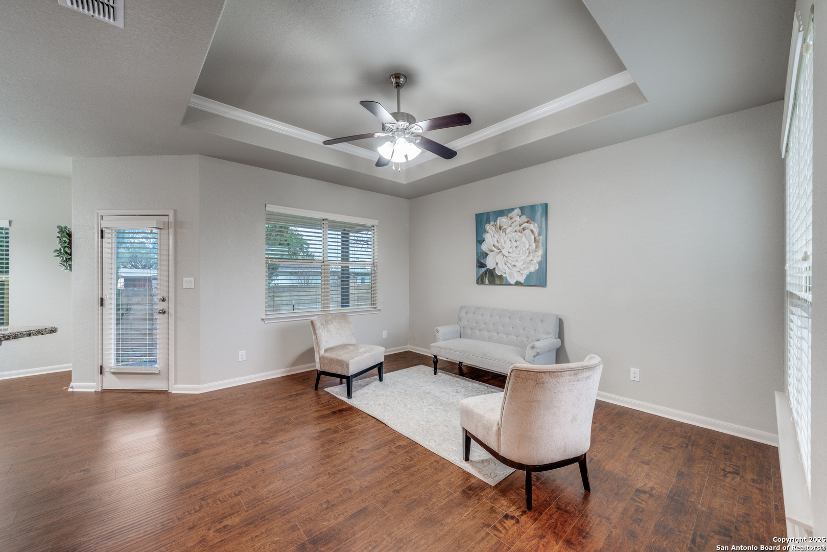 201 Greenway Drive Seguin, TX 78155 - Photo 7 of 25