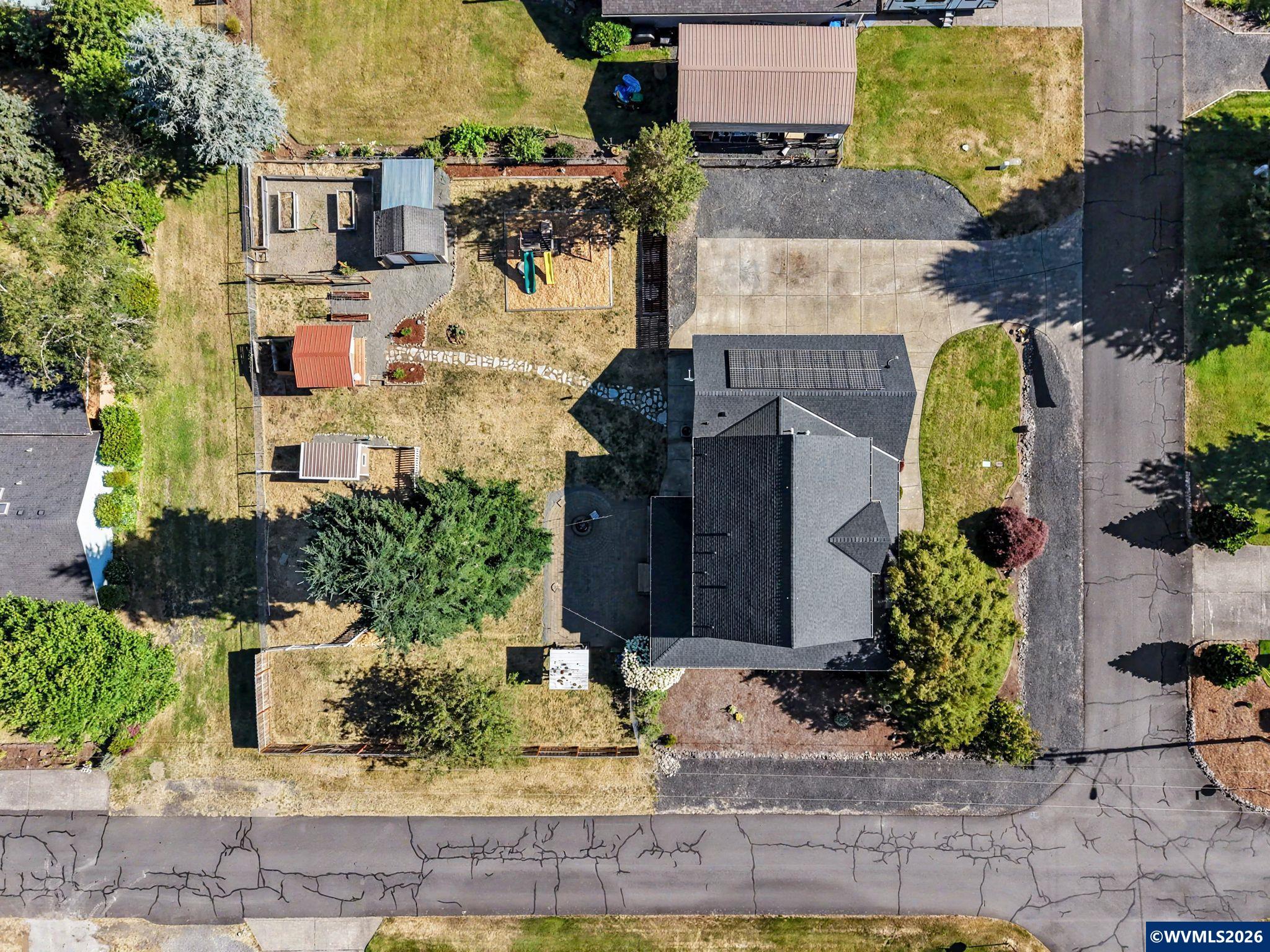 764 3rd Street Lyons, OR 97358 - Photo 2 of 50