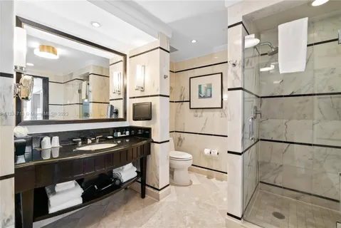 $7,899,000 | 4391 Collins Avenue, Unit 1911/1909/1910/1912, Miami Beach, FL 33140