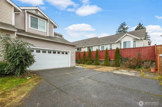$675,000 | 26630 19th Avenue South, Des Moines, WA 98198