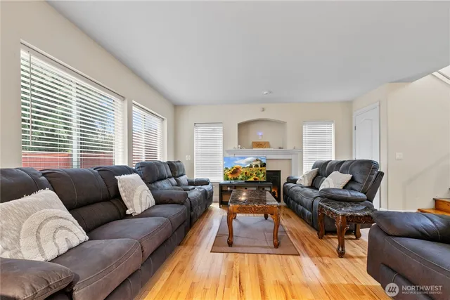 $675,000 | 26630 19th Avenue South, Des Moines, WA 98198