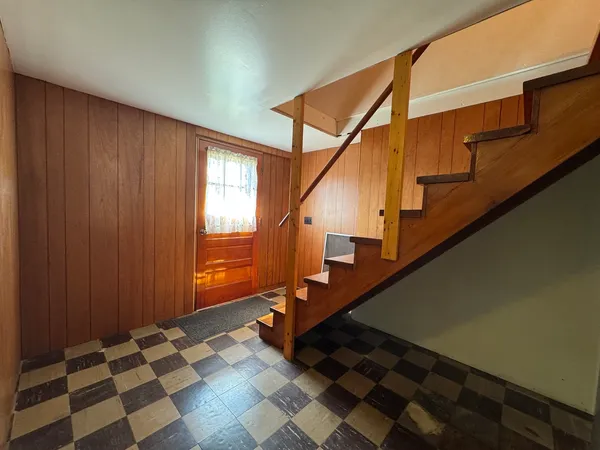 $250,000 | 310 Benton Street, Le Claire, IA 52753