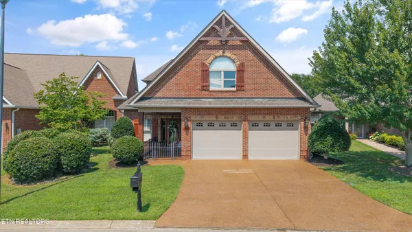 $795,000 | 267 Savannah Park Drive, Maryville, TN 37803