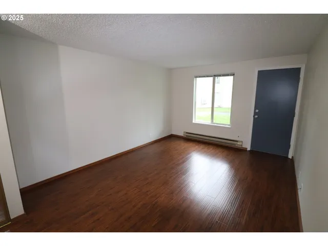 $295,000 | 10322 Southwest Trapper Terrace, Beaverton, OR 97008