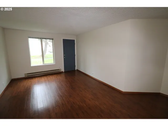 $295,000 | 10322 Southwest Trapper Terrace, Beaverton, OR 97008