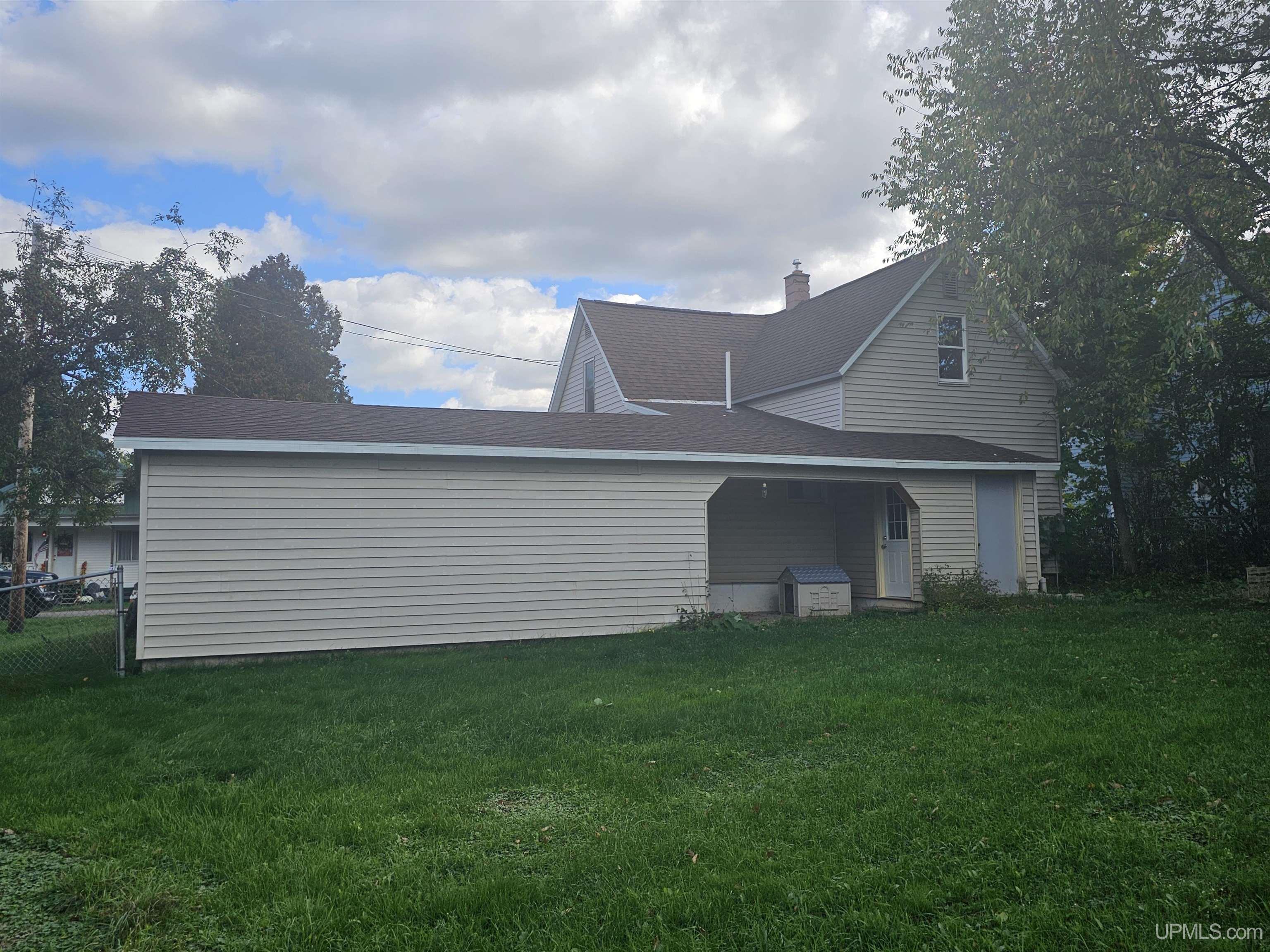 120 Silver Street Ishpeming, MI 49849 - Photo 6 of 35