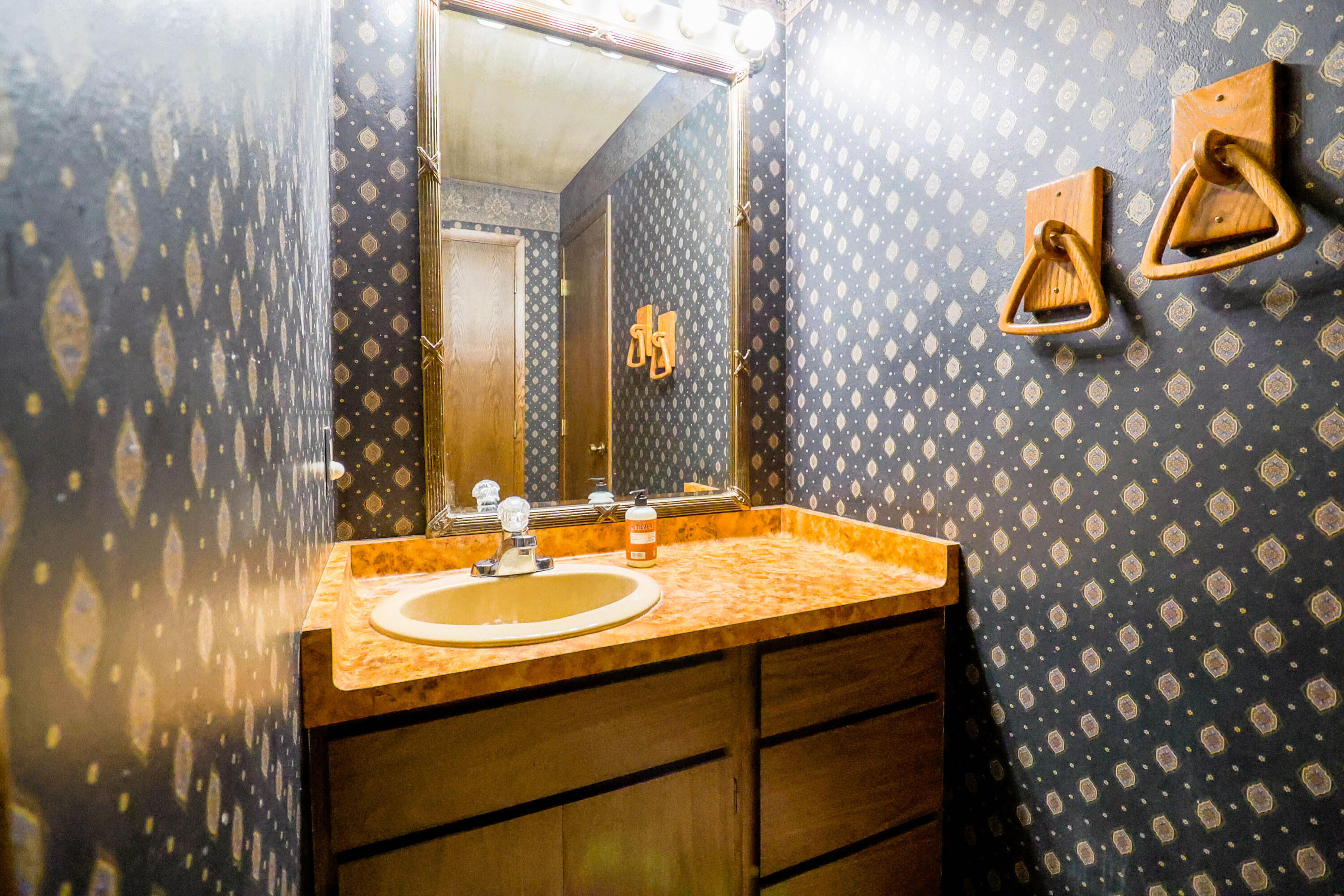 918-920 East Windfield Place Appleton, WI 54911 - Photo 19 of 36 7W0A7361-2-HDR