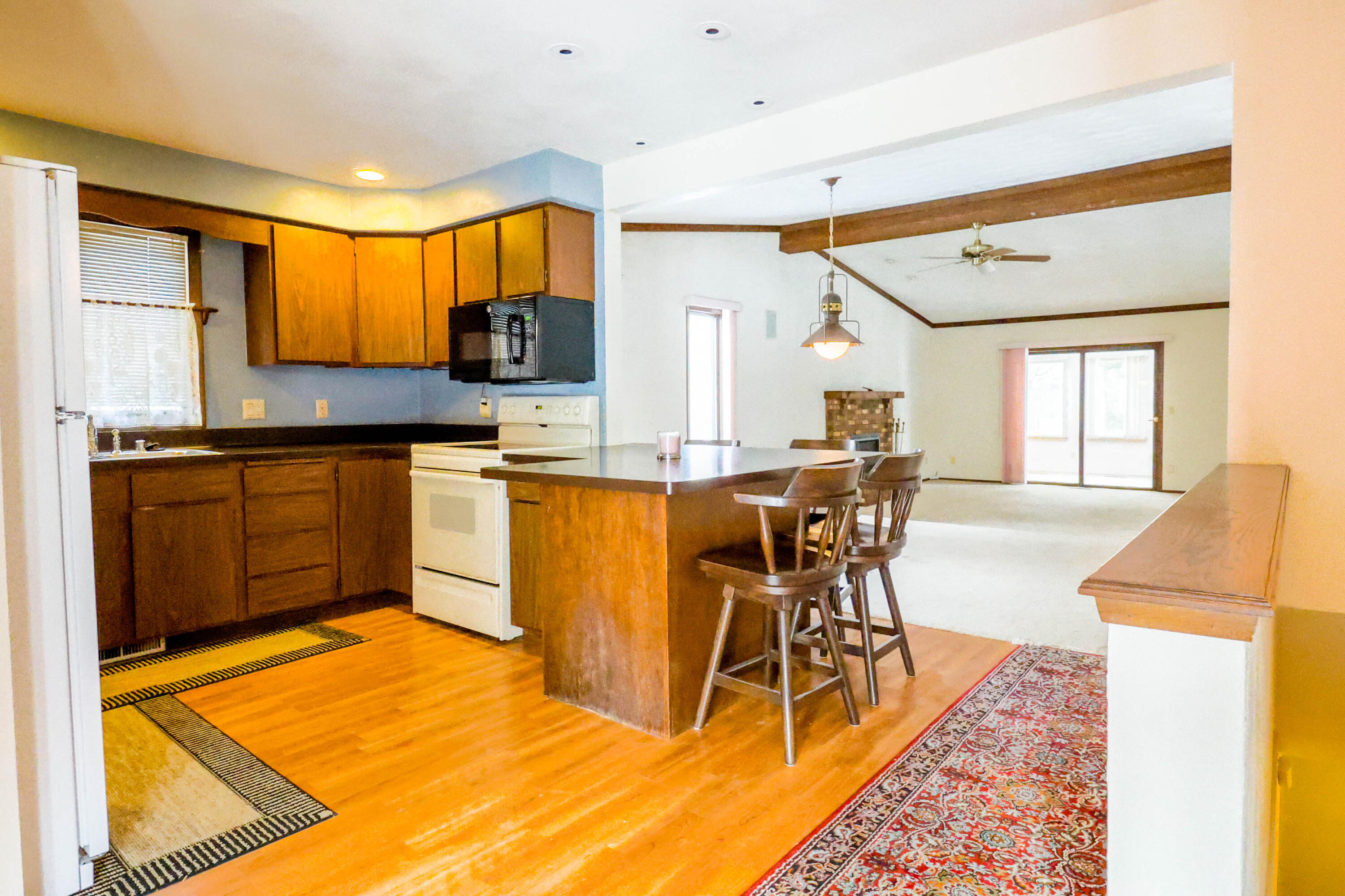 918-920 East Windfield Place Appleton, WI 54911 - Photo 4 of 36 7W0A7289-2-HDR