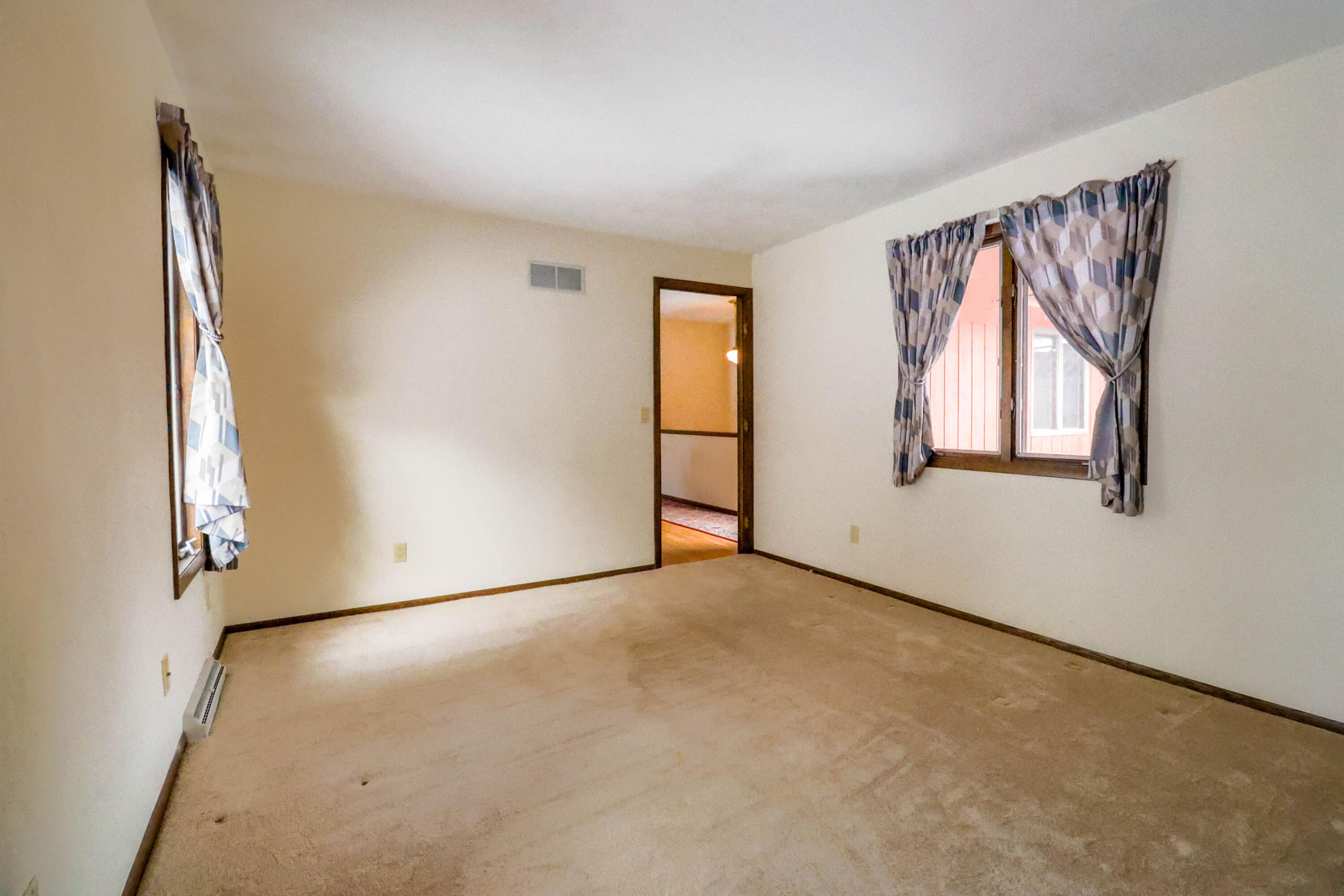 918-920 East Windfield Place Appleton, WI 54911 - Photo 9 of 36 7W0A7301-2-HDR