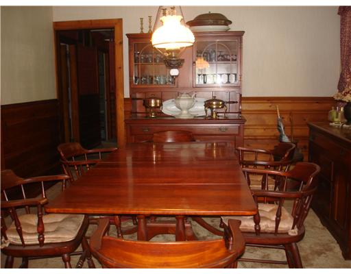 7 Touisset Road Warren, RI 02885 - Photo 8 of 12 Dining Room.