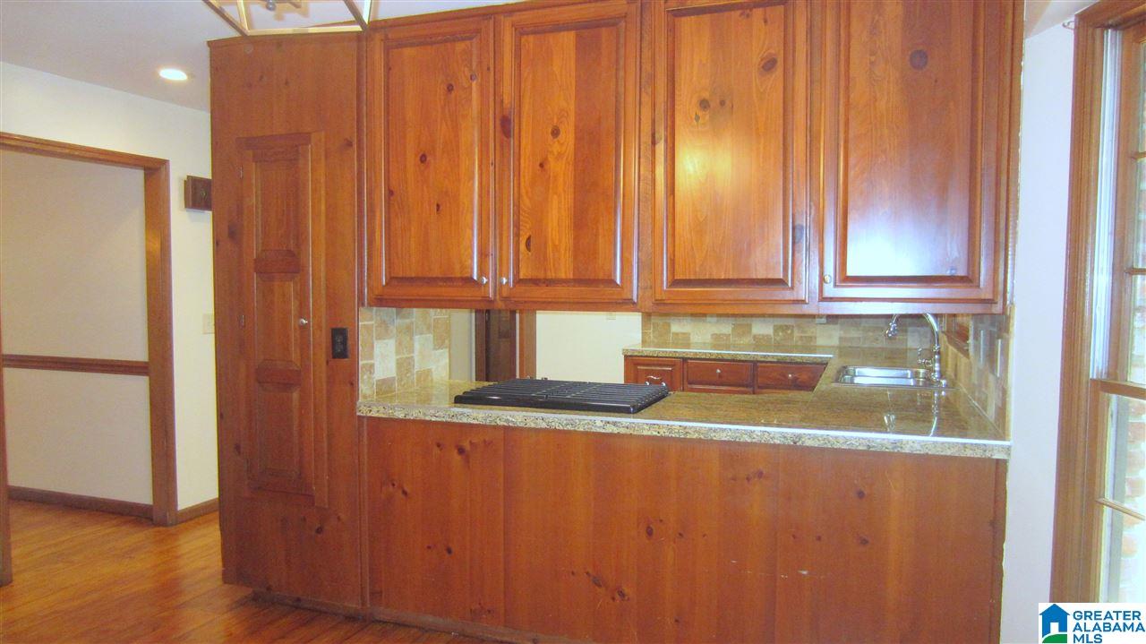 5951 Red Hollow Road Birmingham, AL 35215 - Photo 17 of 40