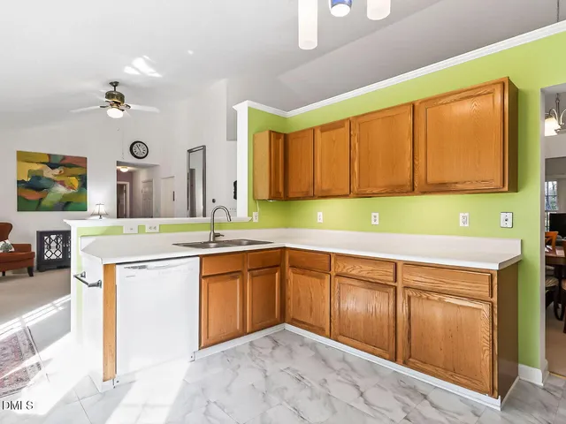 $525,000 | 5 Flagstaff Court, Durham, NC 27713