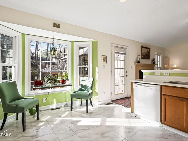 $525,000 | 5 Flagstaff Court, Durham, NC 27713