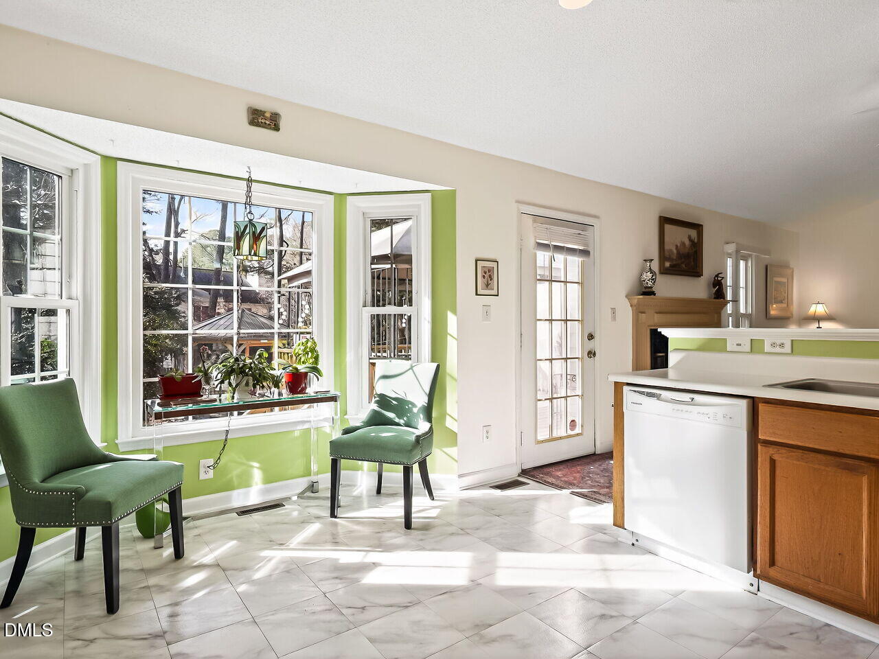 5 Flagstaff Court Durham, NC 27713 - Photo 13 of 40 a living room with furniture and a window