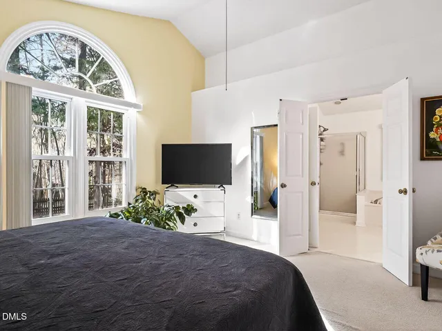 $525,000 | 5 Flagstaff Court, Durham, NC 27713