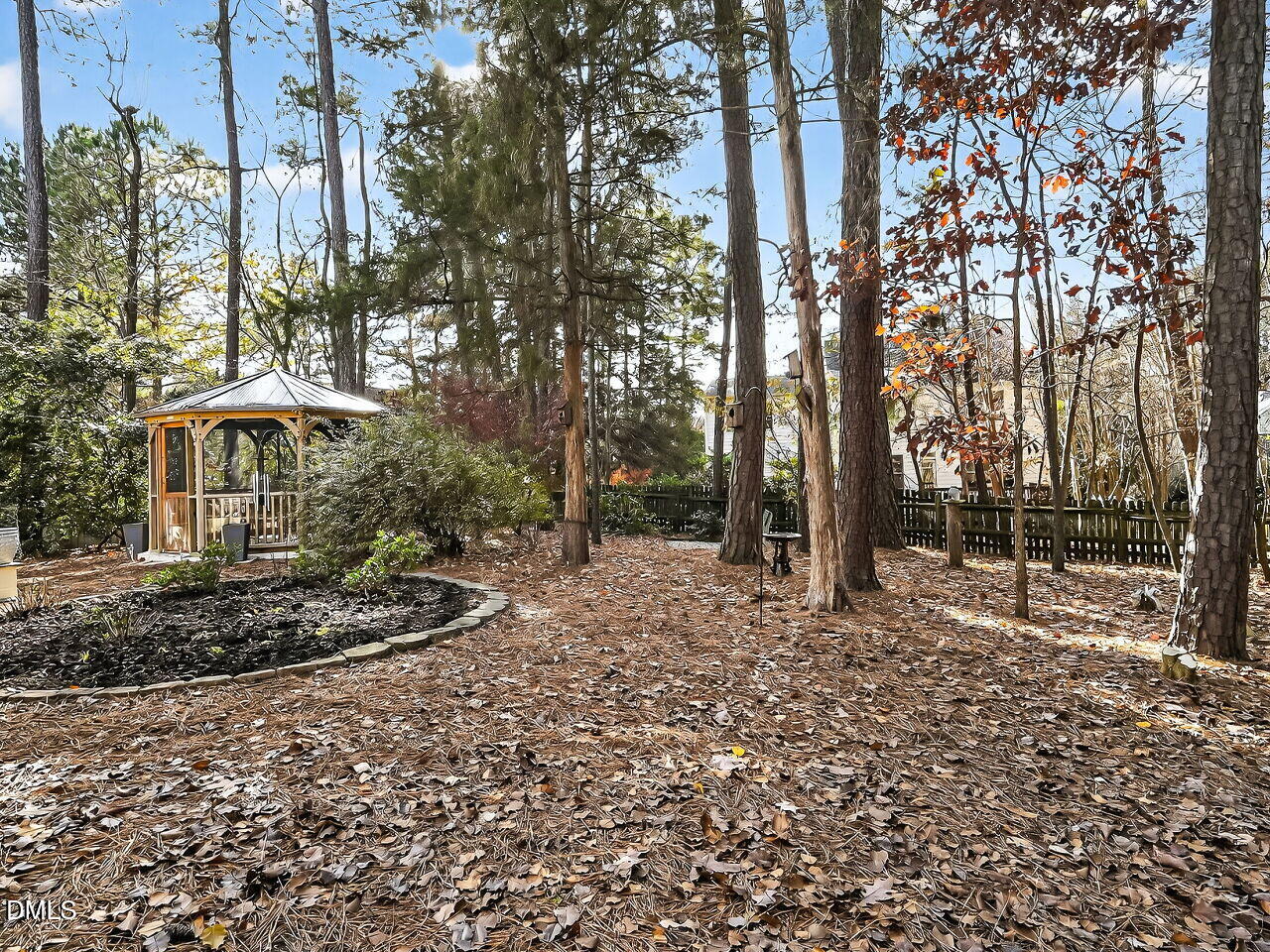 5 Flagstaff Court Durham, NC 27713 - Photo 26 of 40 a backyard of a house with lots of green space