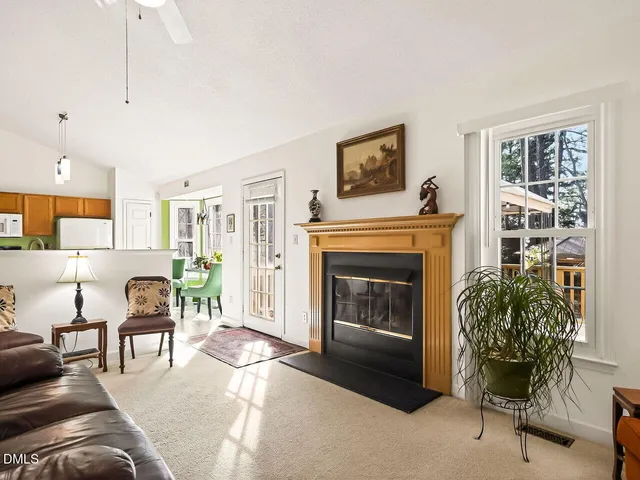 $525,000 | 5 Flagstaff Court, Durham, NC 27713