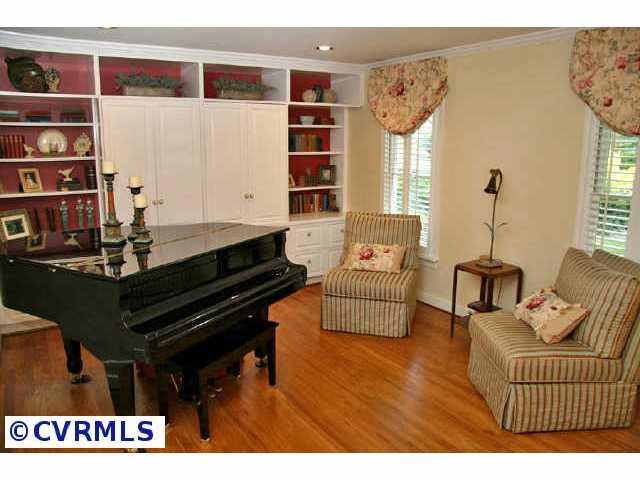 12731 Knightcross Road Midlothian, VA 23113 - Photo 3 of 10 Agent Photo