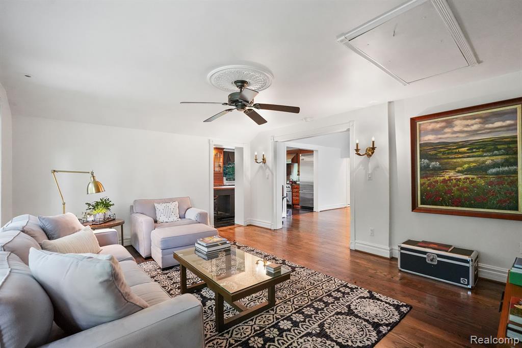 5560 Franklin Road Bloomfield Hills, MI 48301 - Photo 7 of 55 Gallery Image 7