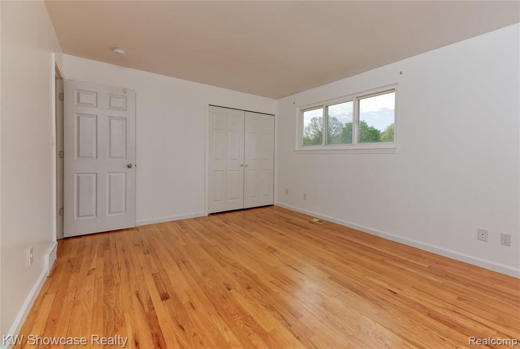 3276 Williamsburg Road Ann Arbor, MI 48108 - Photo 14 of 18