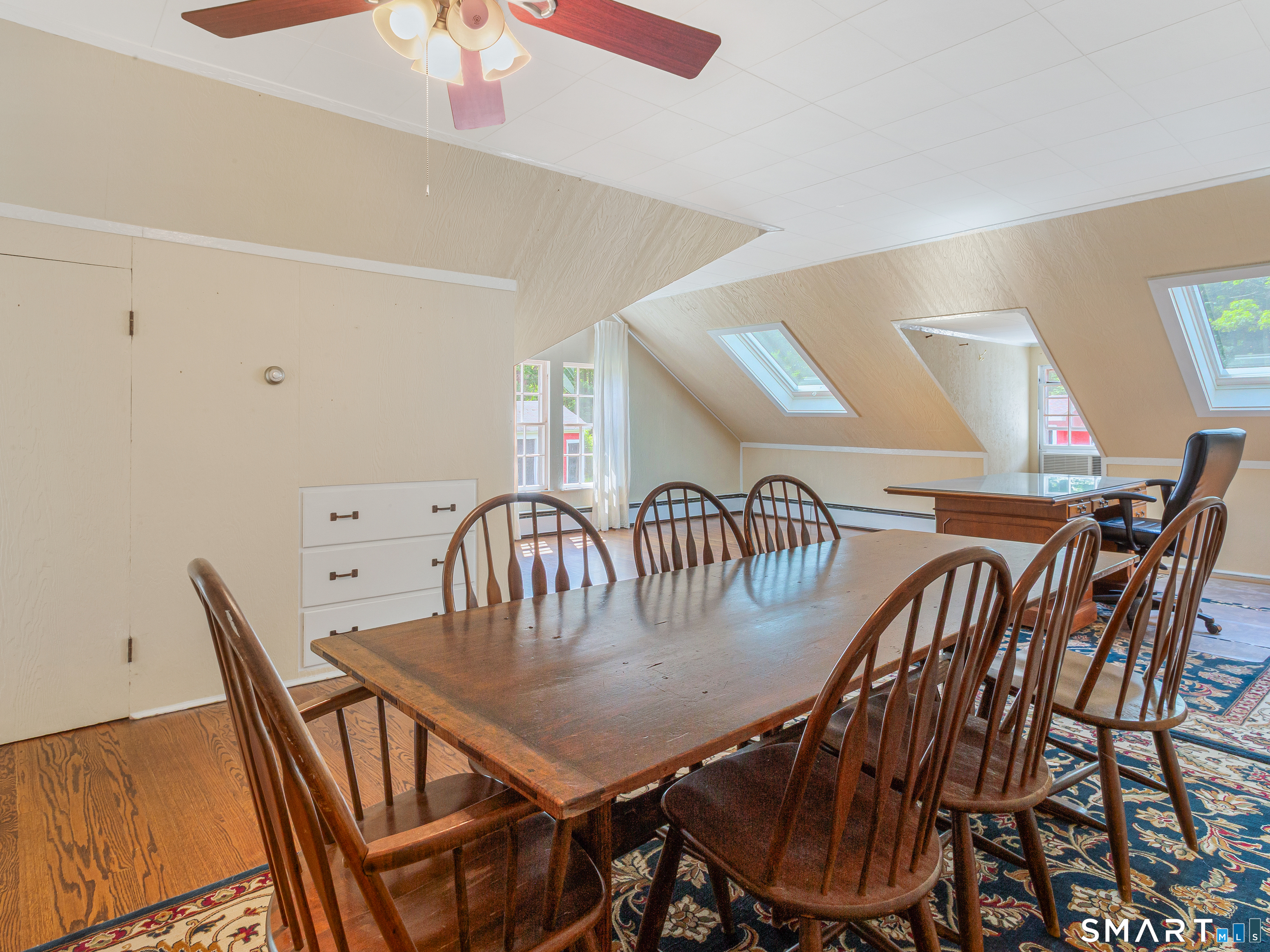 433 Wrights Crossing Road Pomfret Center, CT 06259 - Photo 36 of 40 Apartment dining room and living room area