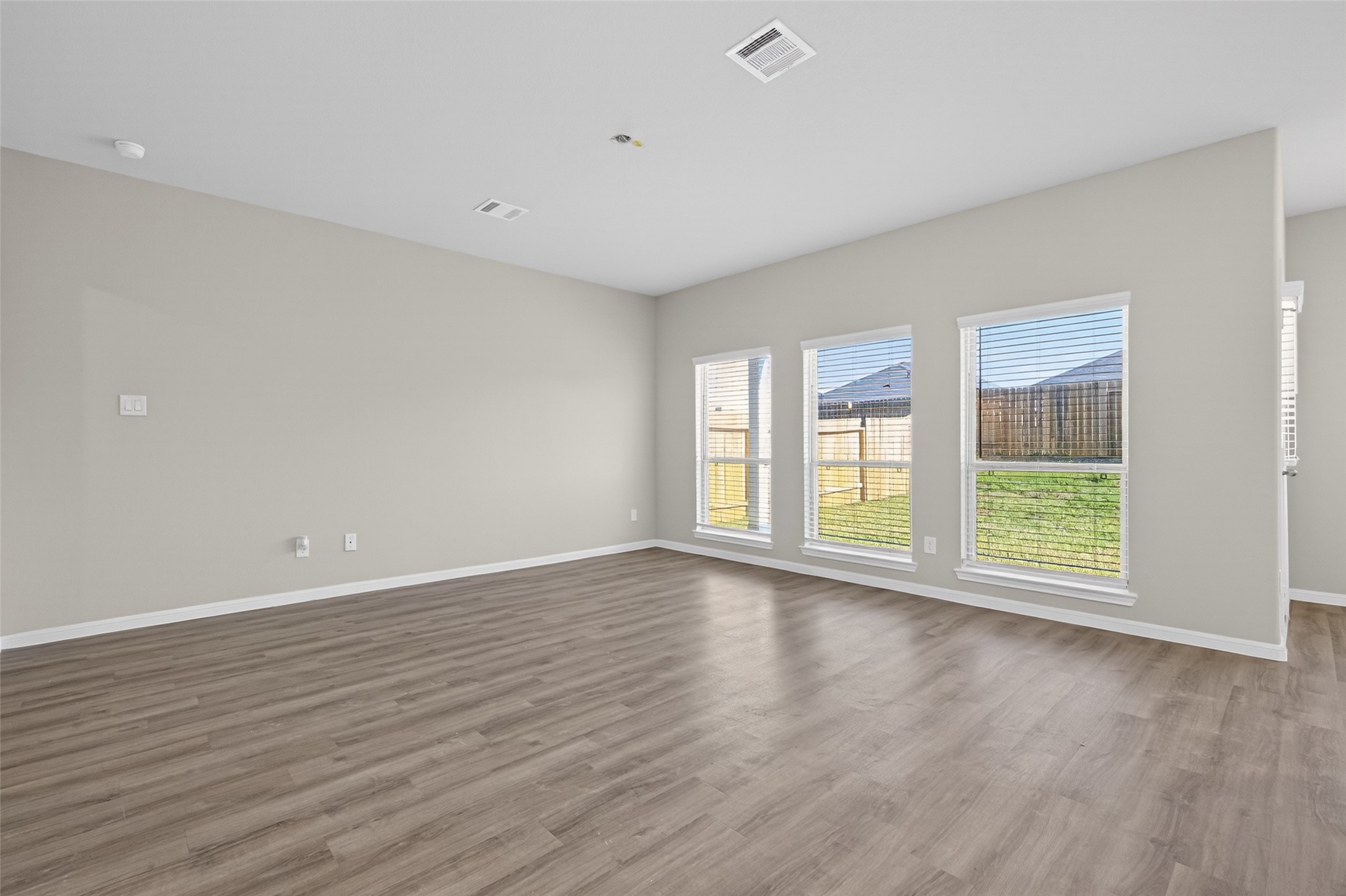 24706 Windward Birch Way Huffman, TX 77336 - Photo 15 of 47