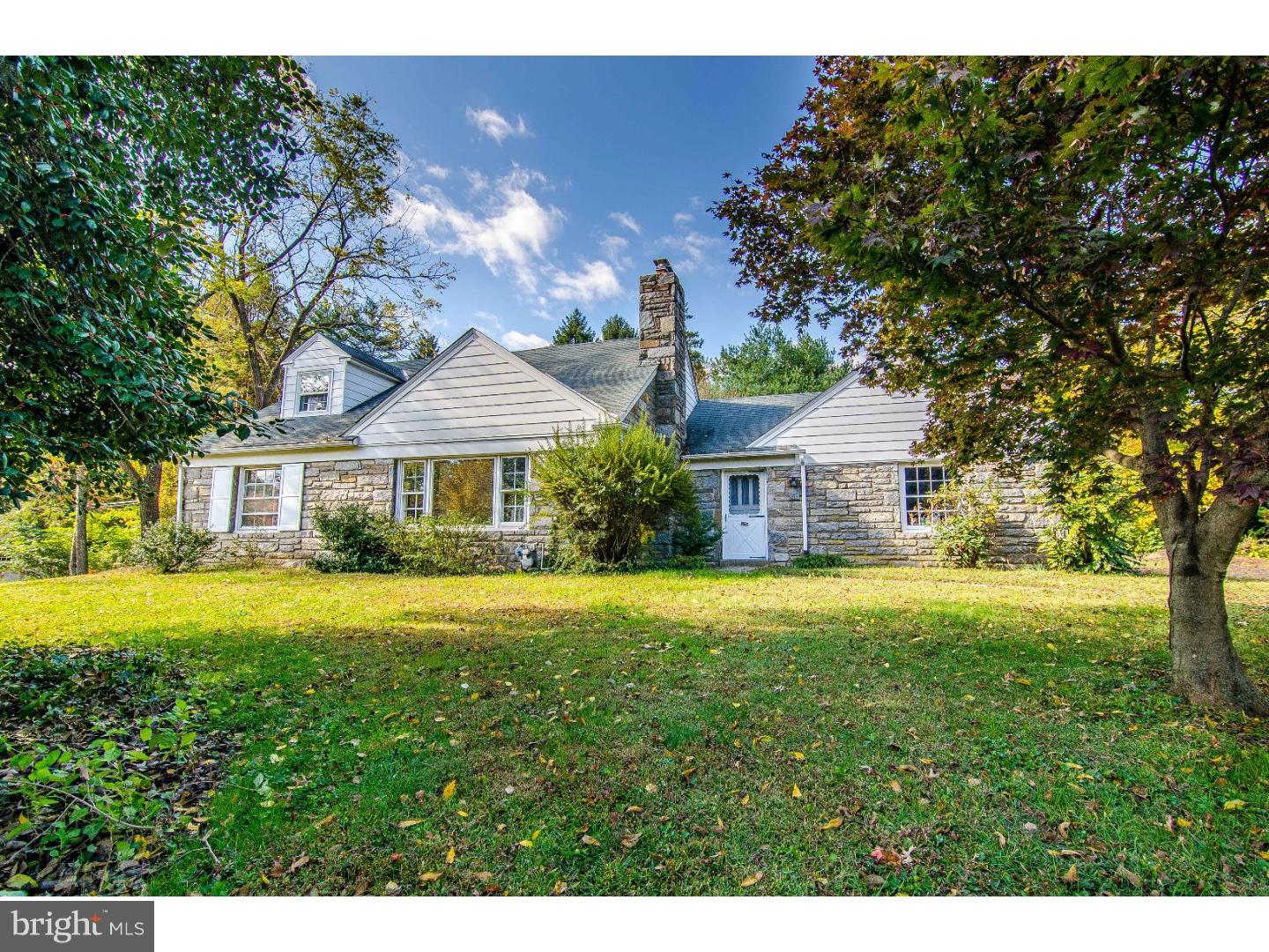 211 Sykes Lane Wallingford, PA 19086 - Photo 1 of 25 Gallery Image 1