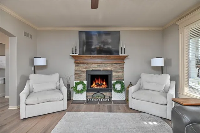 $615,000 | 25101 West 83rd Terrace, Lenexa, KS 66227