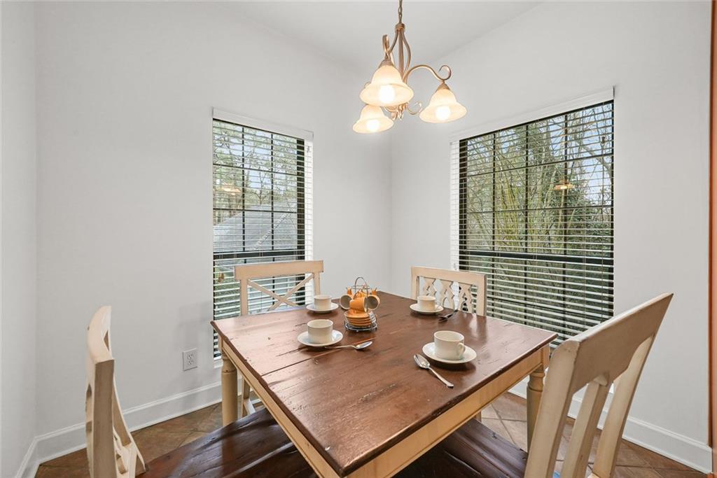 3071 Lenox Road Northeast, Unit 11 Atlanta, GA 30324 - Photo 9 of 26 Gallery Image 9