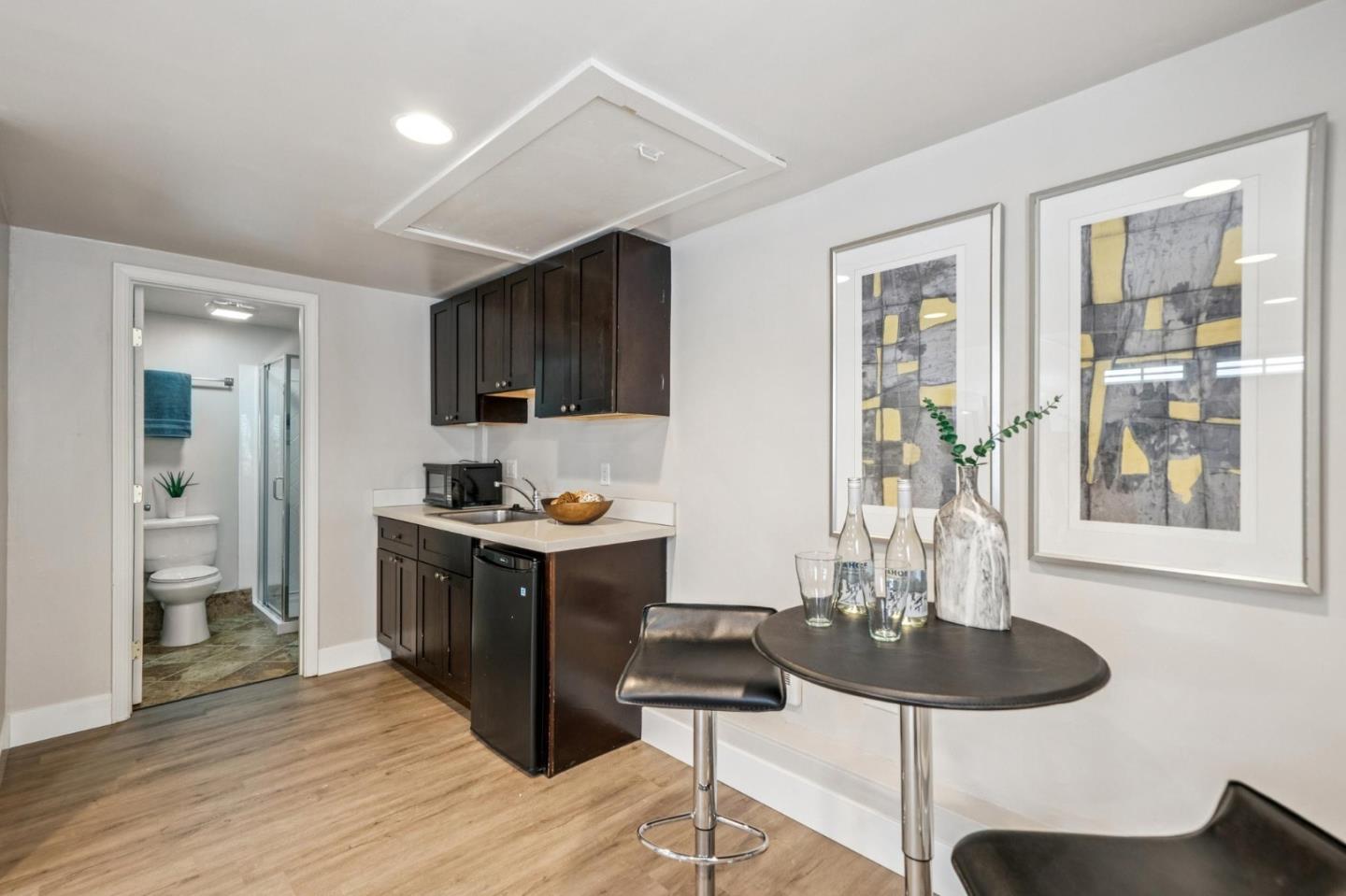 818 Crossway Road Burlingame, CA 94010 - Photo 59 of 67 Gallery Image 59