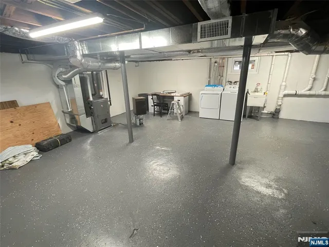 $3,500 | 576 John Street, Teaneck, NJ 07666