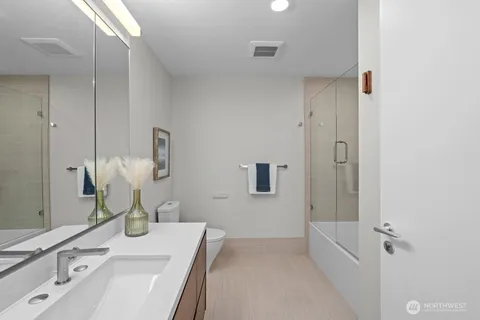 $650,000 | 121 Stewart Street, Unit 2202, Seattle, WA 98101
