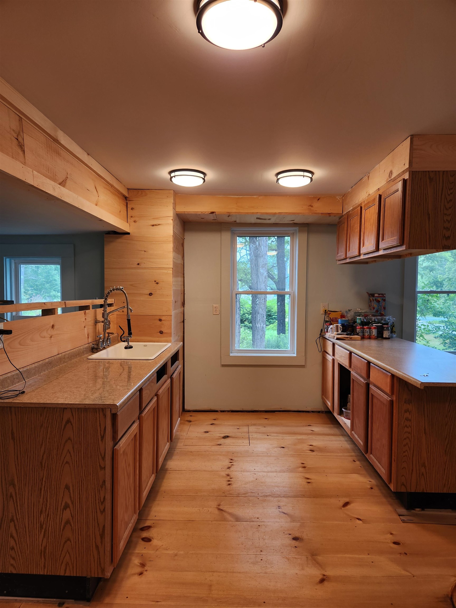 40 Library Road Grafton, NH 03240 - Photo 3 of 26
