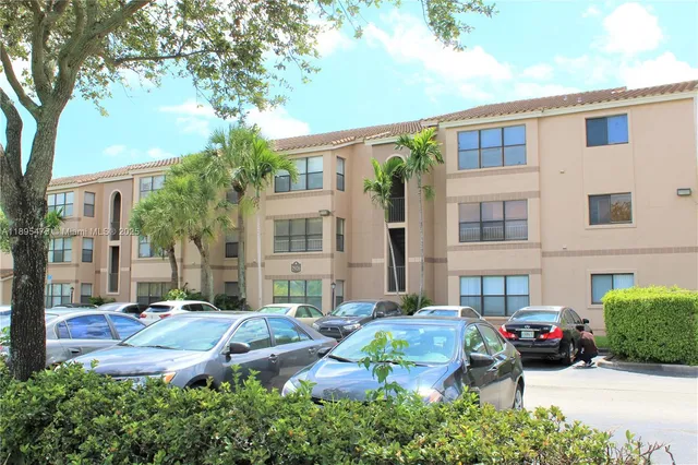 $2,400 | 2926 South University Drive, Unit 6307, Davie, FL 33328