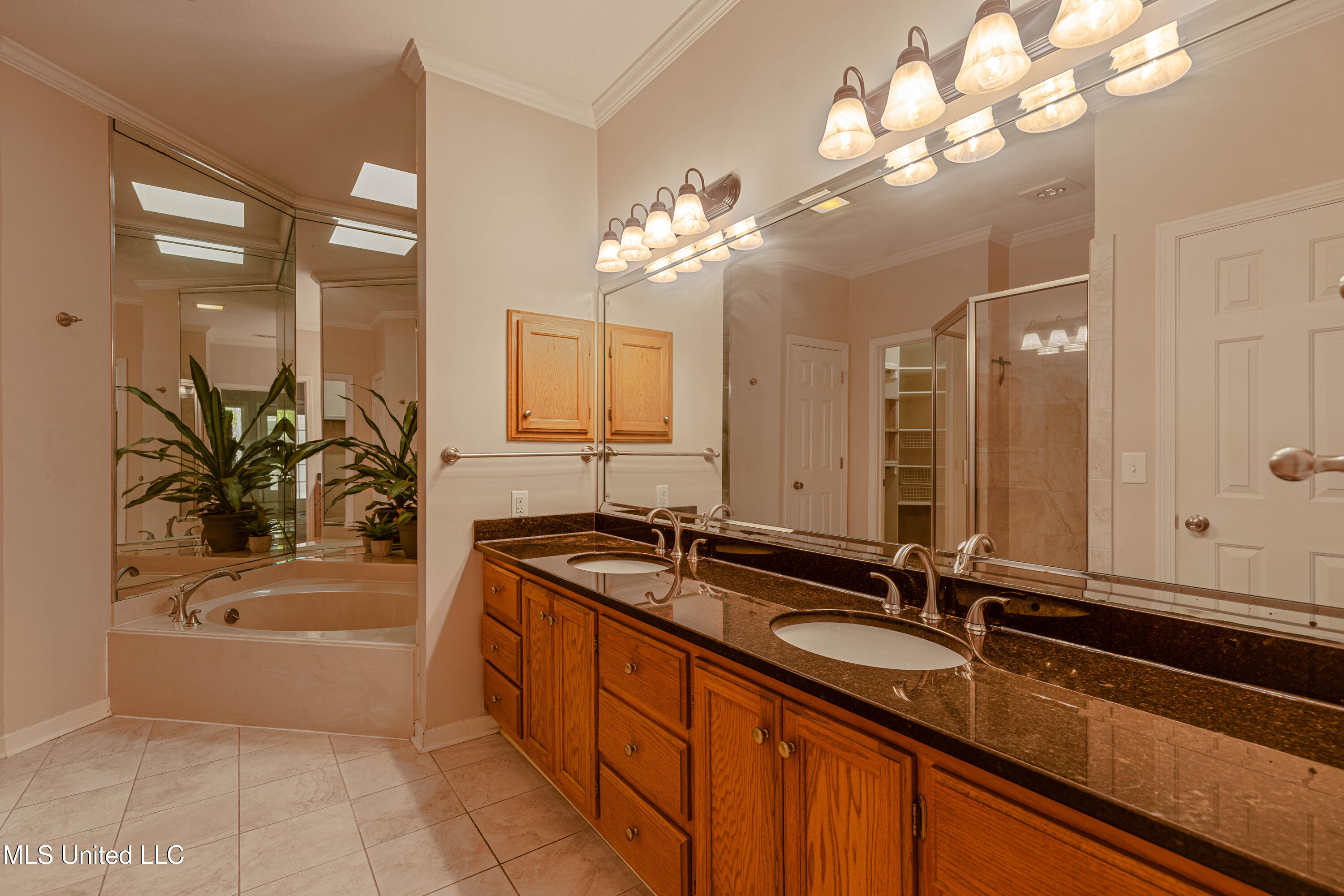 1046 Newland Street Jackson, MS 39211 - Photo 22 of 45 IMG_6162-Edit