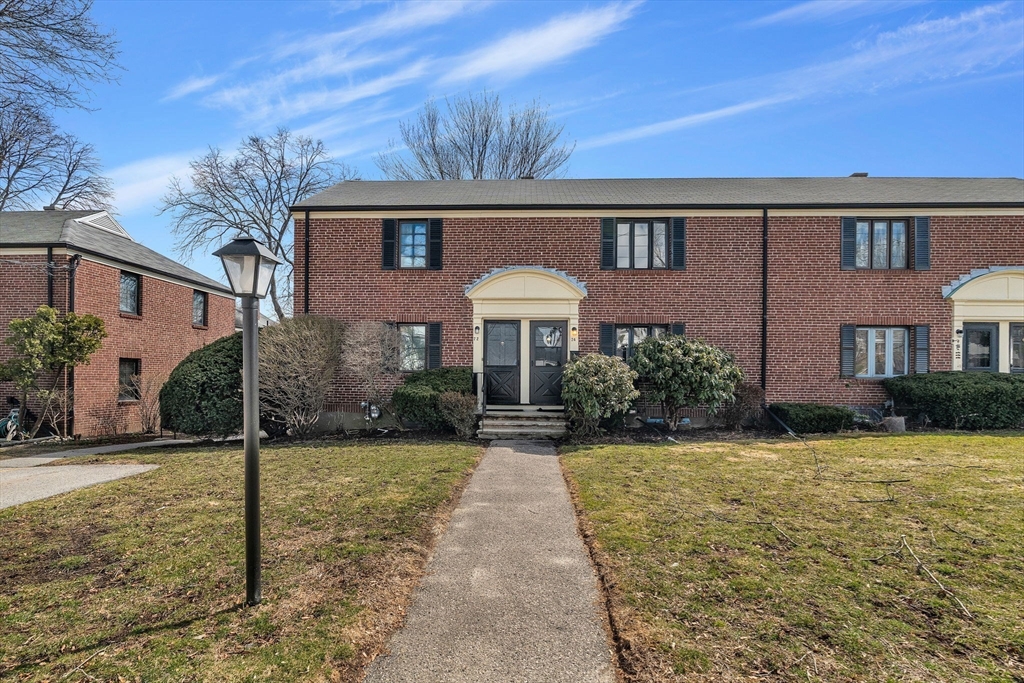 74 Duff Street, Unit 74 Watertown, MA 02472 - Photo 2 of 33