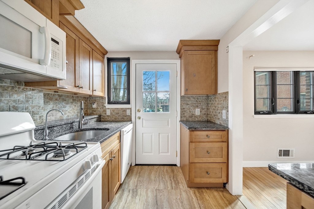 74 Duff Street, Unit 74 Watertown, MA 02472 - Photo 3 of 33