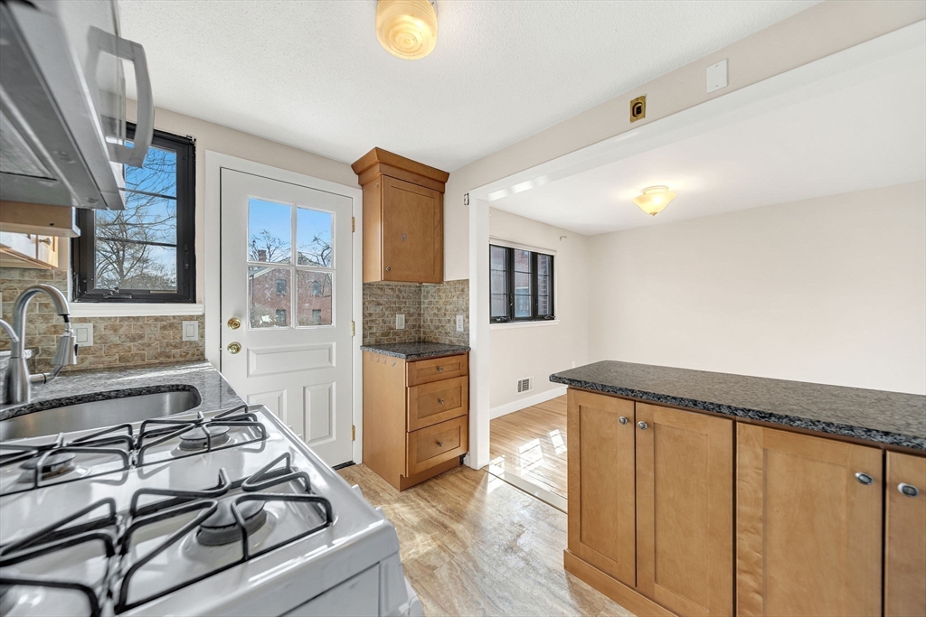 74 Duff Street, Unit 74 Watertown, MA 02472 - Photo 6 of 33