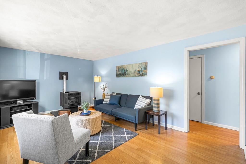 65 Chestnut Road Tewksbury, MA 01876 - Photo 12 of 30 Gallery Image 12