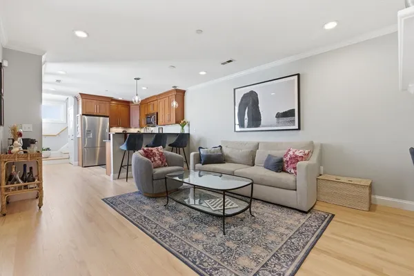 $899,000 | 362 Bunker Hill Street, Unit 3, Boston, MA 02129