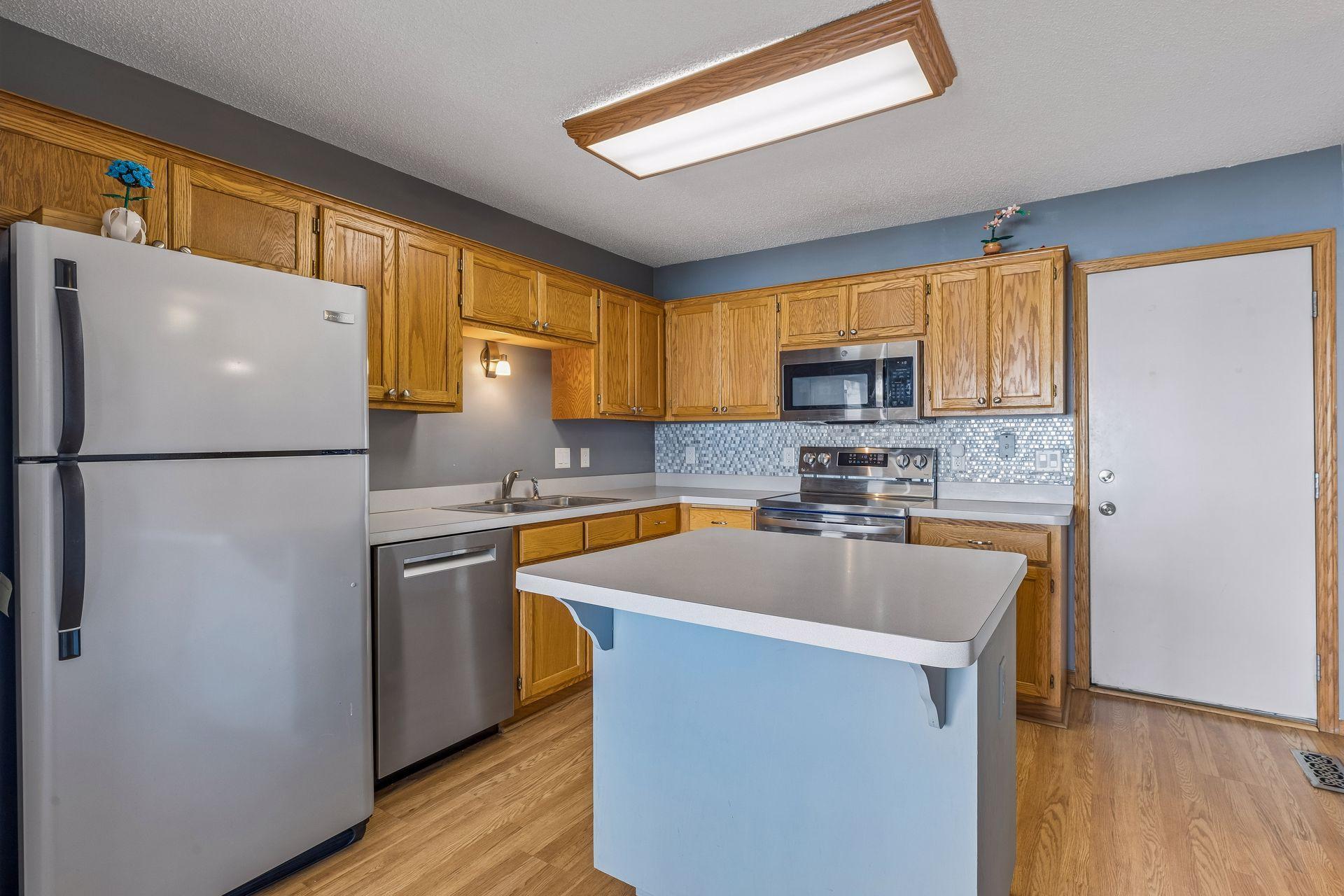 8701 Norway Street Northwest Coon Rapids, MN 55433 - Photo 6 of 18
