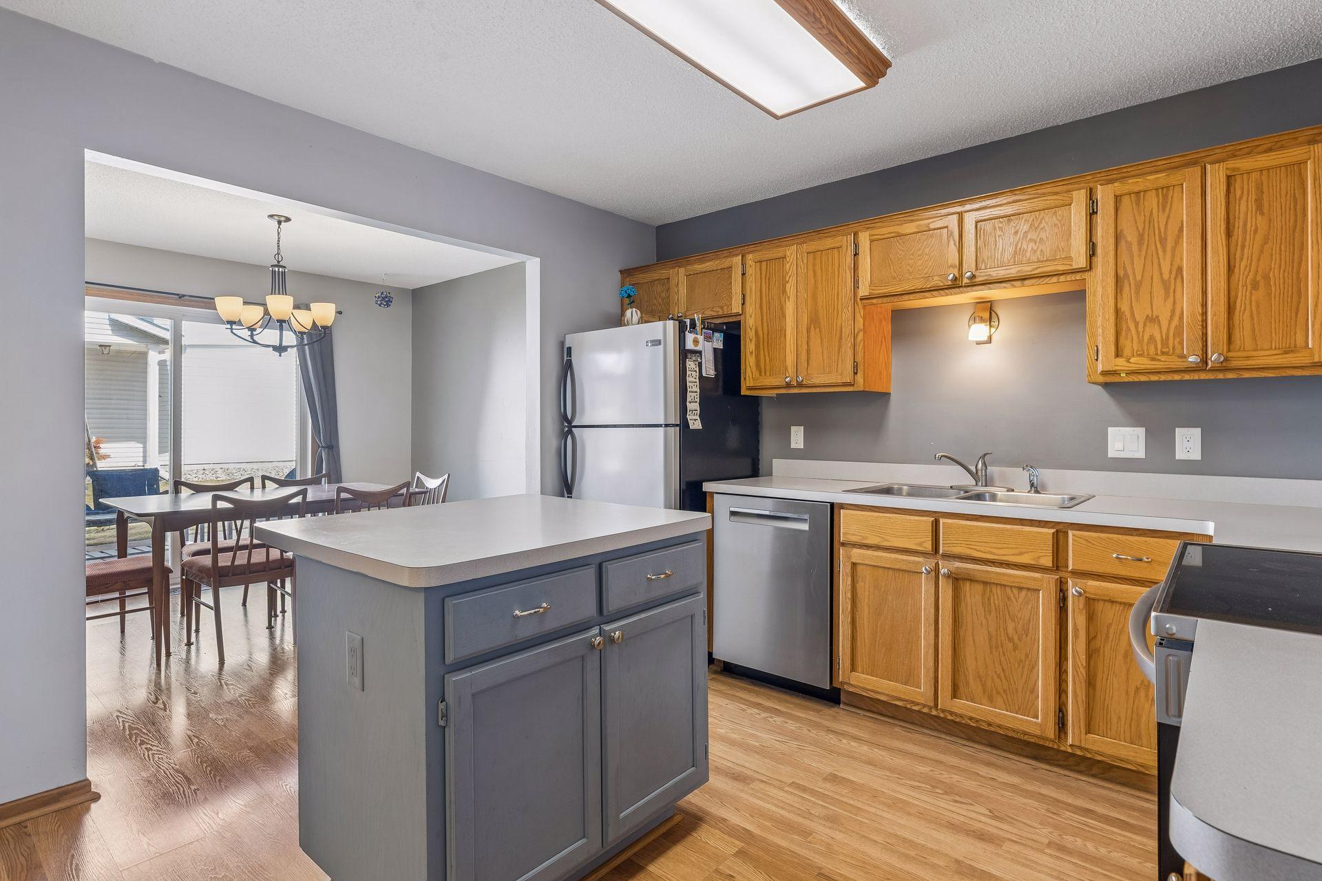 8701 Norway Street Northwest Coon Rapids, MN 55433 - Photo 7 of 18