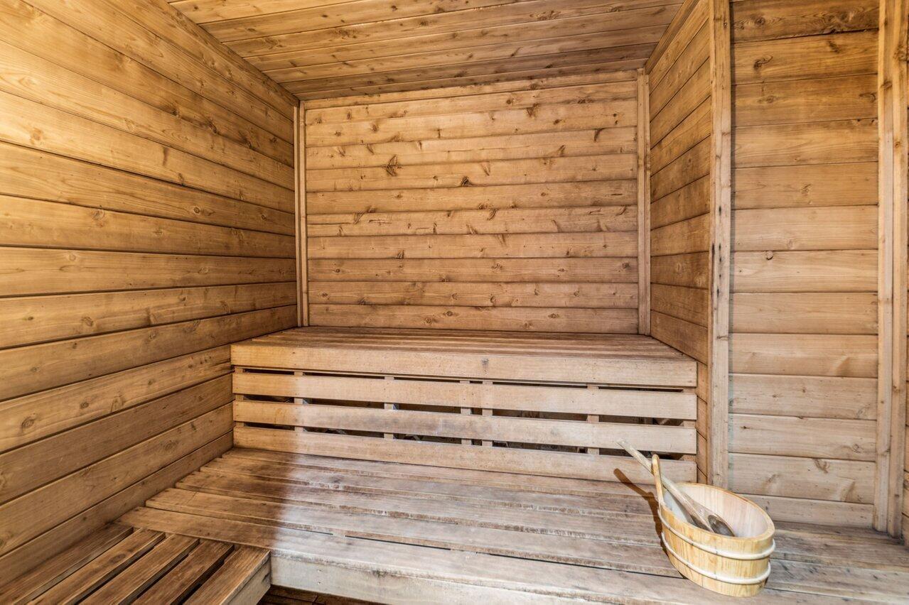 4740 South Ocean Boulevard, Unit 1515 Boca Raton, FL 33487 - Photo 46 of 56 Sauna
