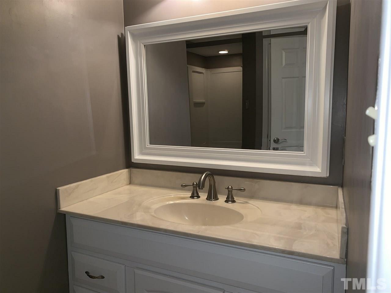 5506 Hamstead Crossing Raleigh, NC 27612 - Photo 17 of 24