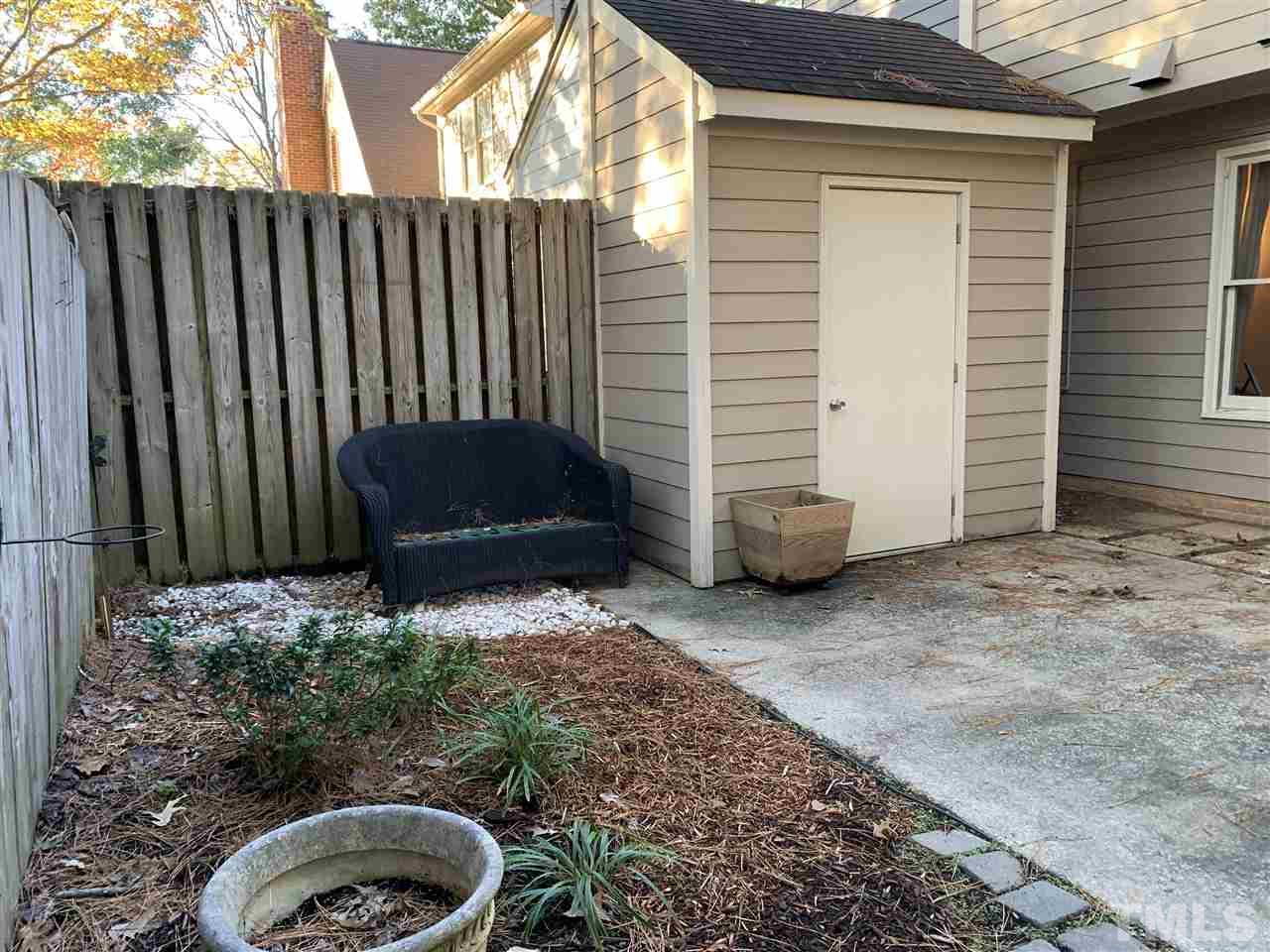 5506 Hamstead Crossing Raleigh, NC 27612 - Photo 21 of 24