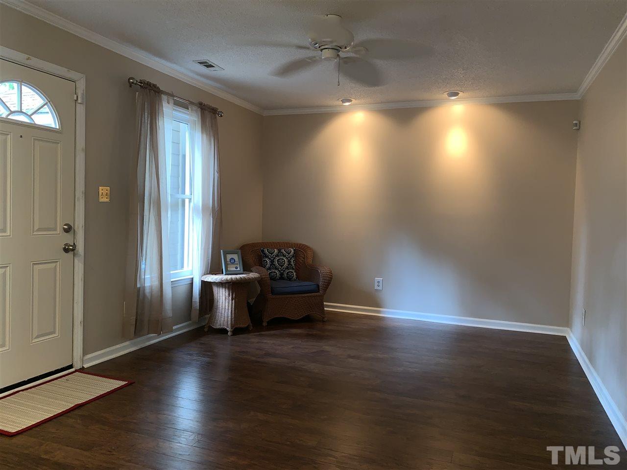 5506 Hamstead Crossing Raleigh, NC 27612 - Photo 7 of 24