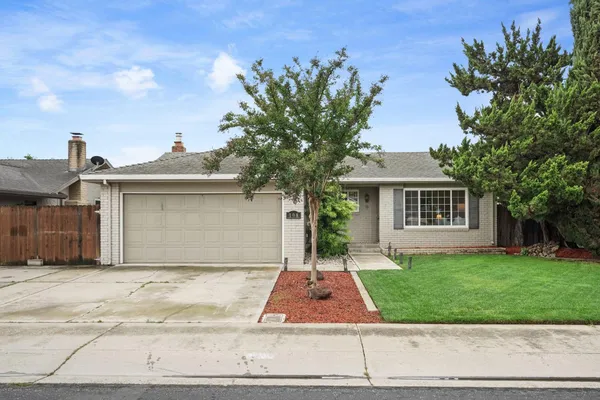 $489,900 | 108 Ridge Drive, Lodi, CA 95240